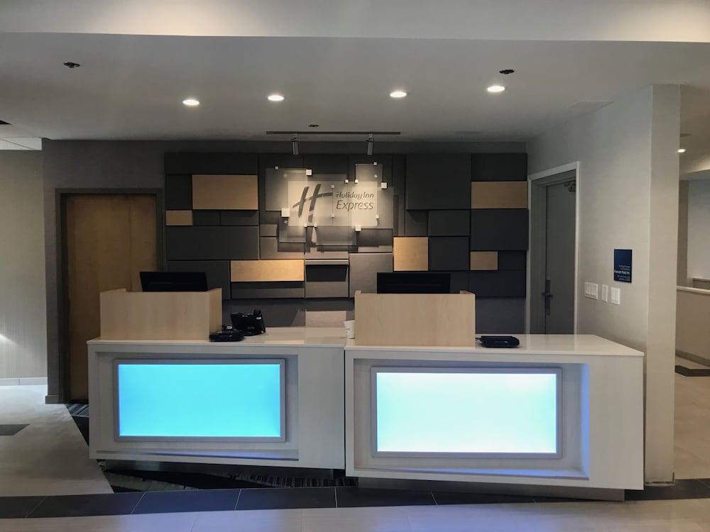 Holiday Inn Express Naperville By Ihg Eksteriør billede