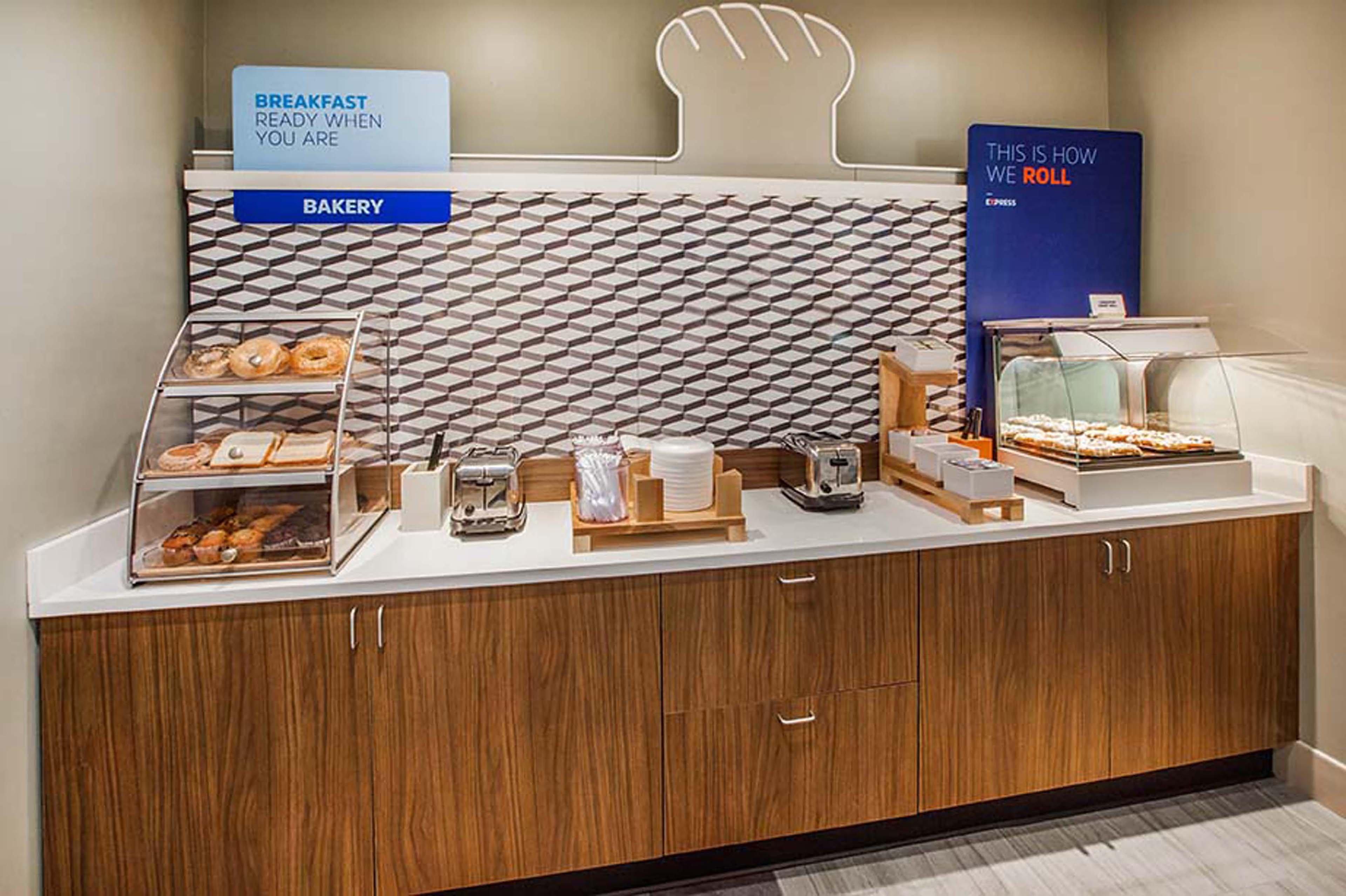 Holiday Inn Express Naperville By Ihg Eksteriør billede