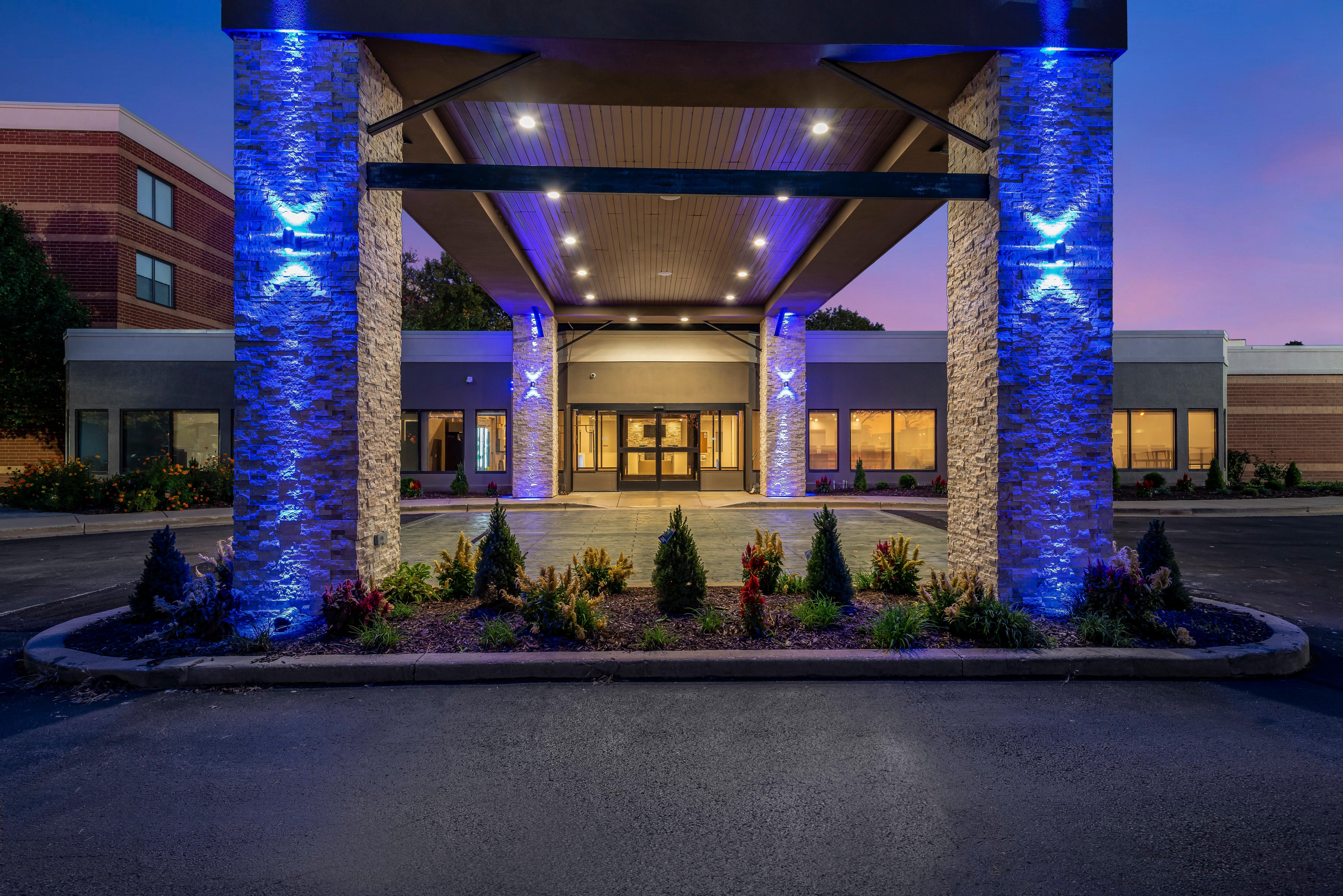 Holiday Inn Express Naperville By Ihg Eksteriør billede