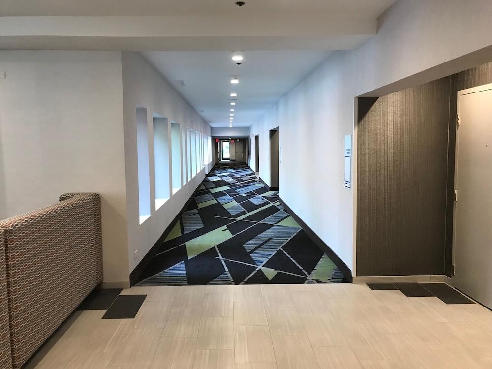 Holiday Inn Express Naperville By Ihg Eksteriør billede