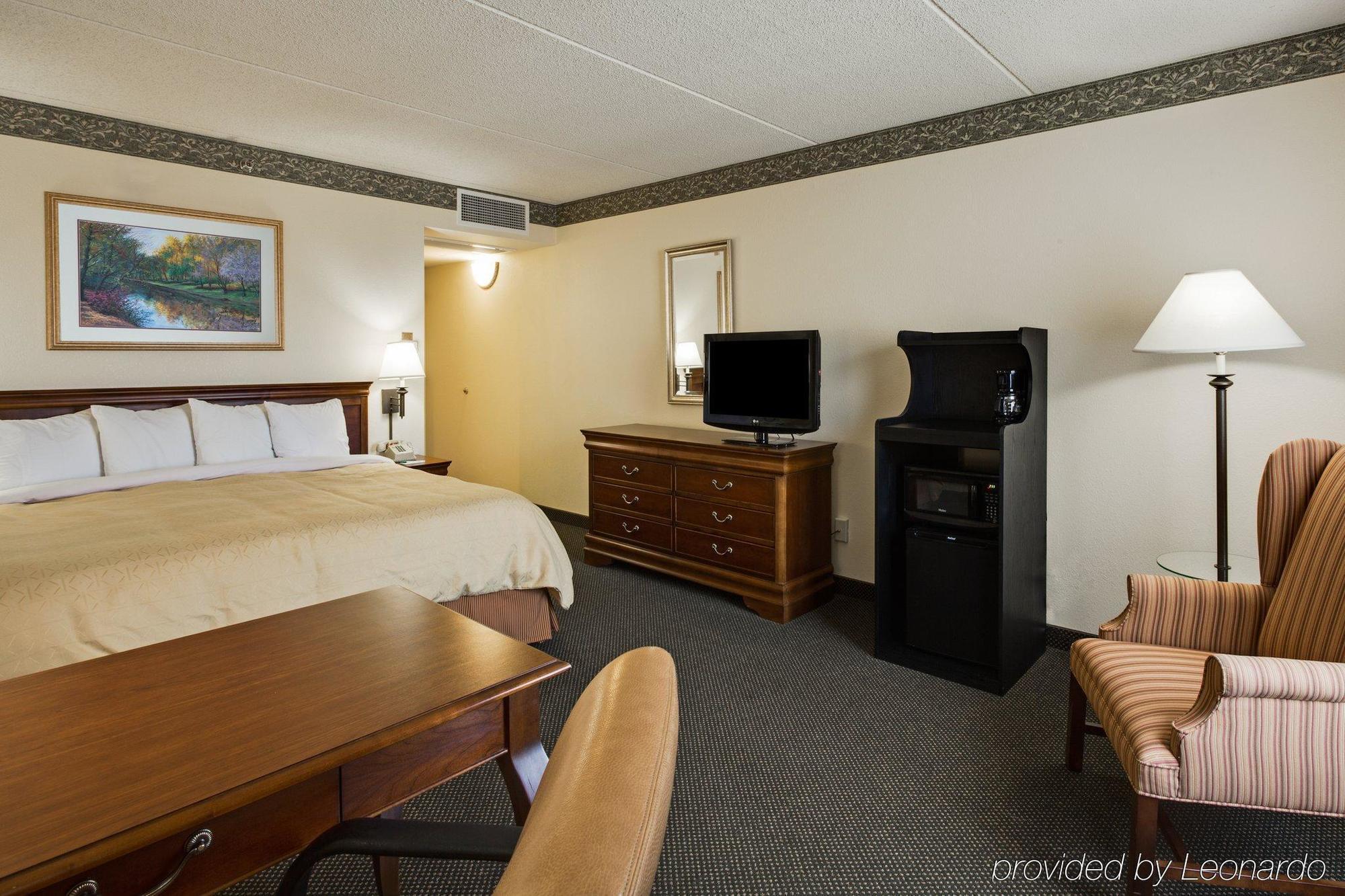 Holiday Inn Express Naperville By Ihg Værelse billede