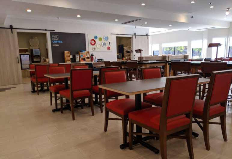 Holiday Inn Express Naperville By Ihg Eksteriør billede
