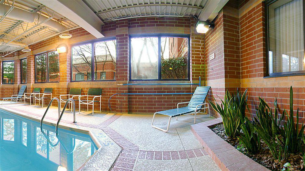 Holiday Inn Express Naperville By Ihg Eksteriør billede